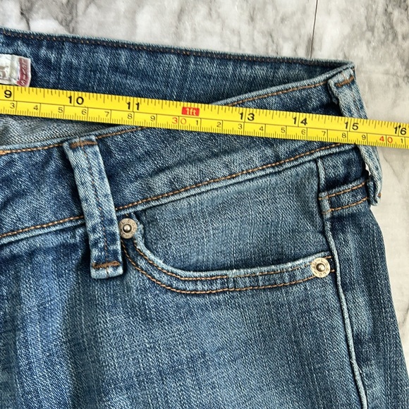 Vintage Levi’s 545 Low Boot Cut Jeans Size 6 medium Y2K low rise - Picture 10 of 10